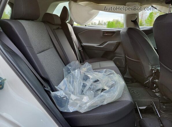JTM6CRAVXTD305213 2026 TOYOTA RAV4 White Vista interior trasera