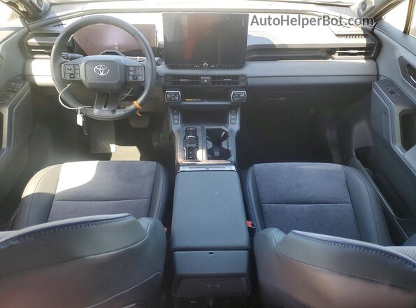 JTM6CRAVXTJ003213 2026 TOYOTA RAV4 White Вид панелі приладів