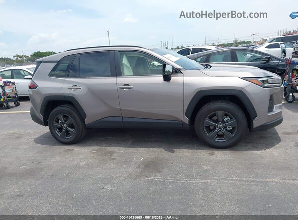 JTM6DRBVXTD001682 2026 TOYOTA RAV4 Gray Вид задньої частини салону