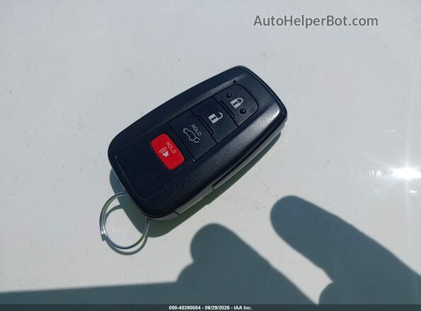 JTMA1RFV0LD052198 2020 TOYOTA RAV4 White Widok deski rozdzielczej