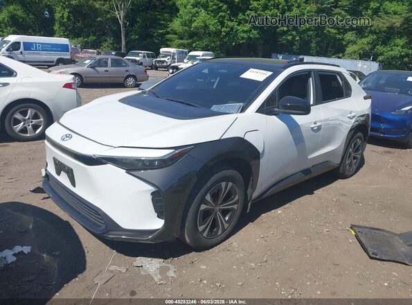JTMAAAAA5RA034991 2024 TOYOTA BZ4X White Передня ліва чверть