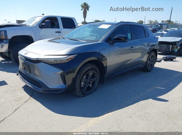 JTMAAAAA7RA045524 2024 TOYOTA BZ4X Gray წინა მარცხენა ხედი სამი მეოთხედიდან
