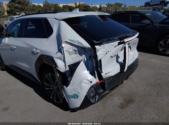 JTMAAAAA7SA057761 2025 TOYOTA BZ4X White 