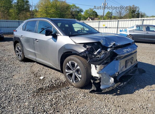 JTMAAAAA7SA070414 2025 TOYOTA BZ4X Gray Delantero derecho