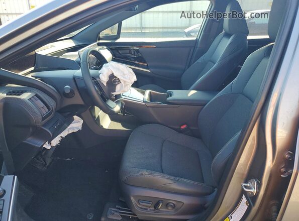 JTMAAAAA7SA070414 2025 TOYOTA BZ4X Gray Vista interior delantera