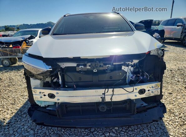 JTMAAAAA8SA067909 2025 TOYOTA BZ4X White Դիմացի տեսք