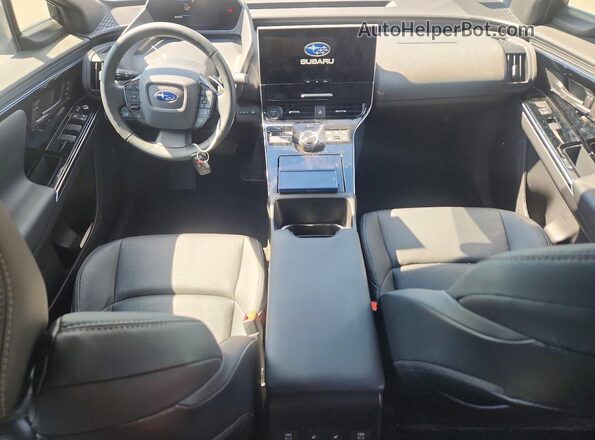 JTMABABA7PA014668 2023 SUBARU SOLTERRA White Vista del salpicadero