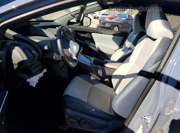 JTMABABA8PA016381 2023 SUBARU SOLTERRA Gray წინა სალონის ხედი