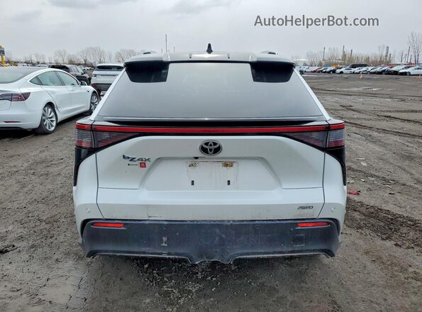 JTMABACA5PA019138 2023 TOYOTA BZ4X White Вид ззаду