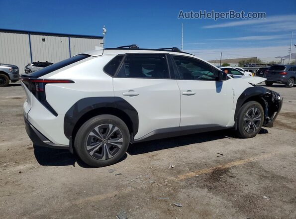 JTMABACAXRA090872 2024 TOYOTA BZ4X White Trasero derecho