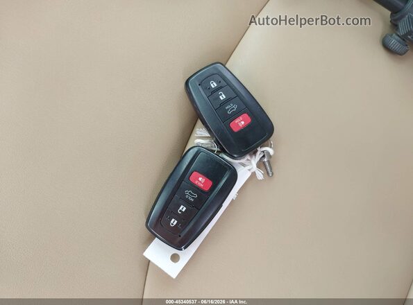 JTMB6RFV5MJ007153 2021 TOYOTA RAV4 HYBRID White Vista del salpicadero