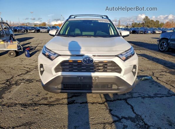 JTMB6RFV6RJ056840 2024 TOYOTA RAV4 White 