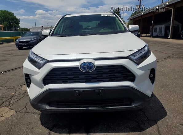 JTMB6RFVXRJ053777 2024 TOYOTA RAV4 White Դիմացի տեսք
