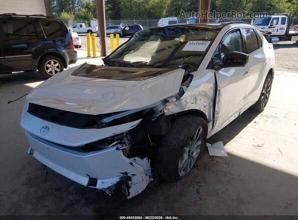 JTMBCAEB1TJ014570 2026 TOYOTA BZ White Widok z przodu