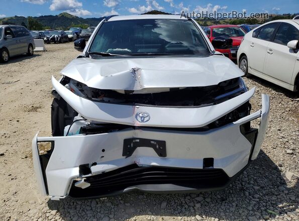 JTMBFAEB4TA002274 2026 TOYOTA BZ Белый Вид спереди