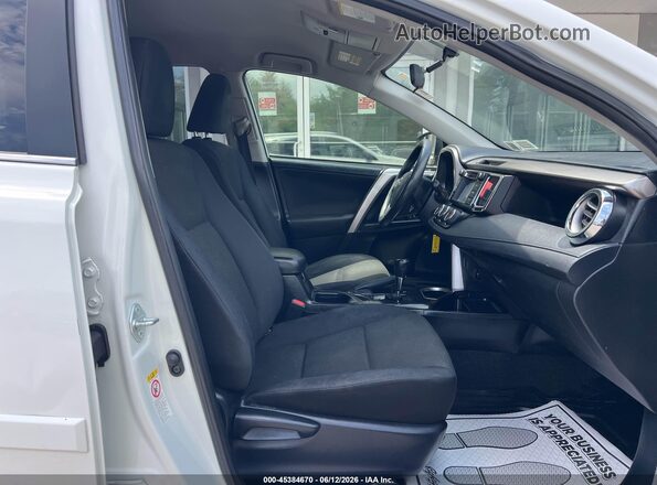 JTMBFREV0GJ100071 2016 TOYOTA RAV4 White 