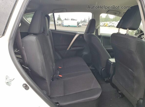 JTMBFREV0HJ110259 2017 TOYOTA RAV4 White 