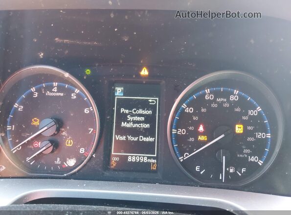 JTMBFREV0HJ708108 2017 TOYOTA RAV4 White Вид задніх сидінь
