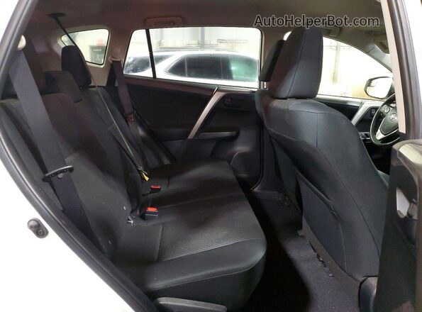 JTMBFREV0JJ261365 2018 TOYOTA RAV4 White Rear interior view