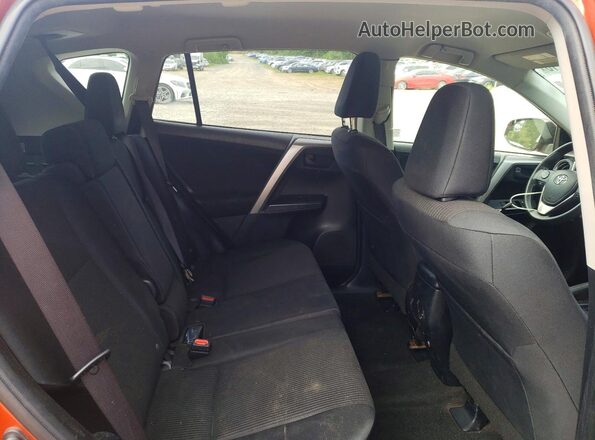 JTMBFREV1GJ054864 2016 TOYOTA RAV4 Оранжевый Вид задней части салона