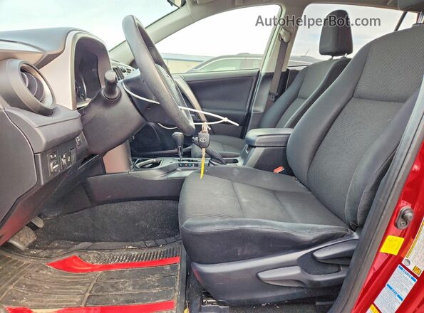 JTMBFREV1JD223951 2018 TOYOTA RAV4 Red Front interior view