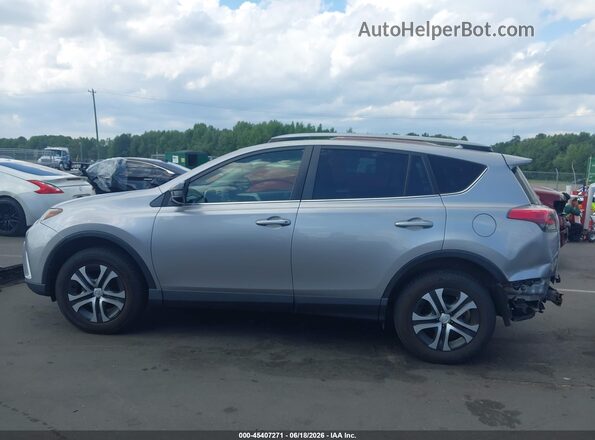 JTMBFREV2JJ211776 2018 TOYOTA RAV4 Серебряный 