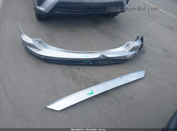 JTMBFREV2JJ211776 2018 TOYOTA RAV4 Серебряный Вид щитка приборов