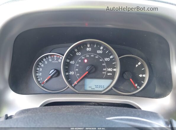 JTMBFREV3GJ099224 2016 TOYOTA RAV4 White Vista de los asientos traseros