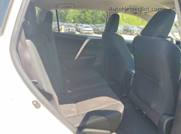 JTMBFREV5HJ705141 2017 TOYOTA RAV4 White 