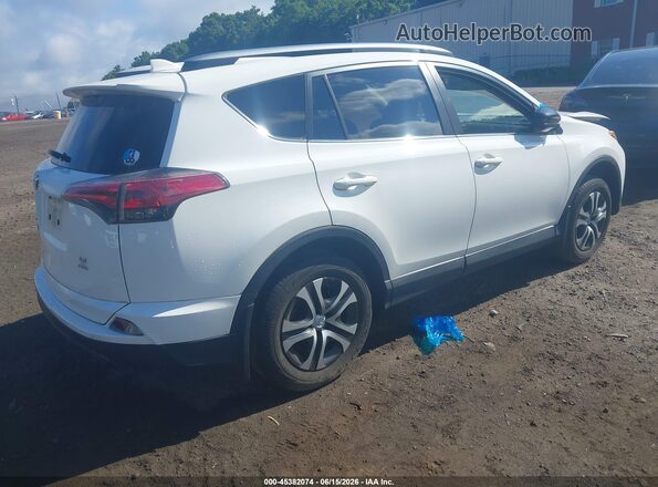 JTMBFREV5JJ746164 2018 TOYOTA RAV4 White 