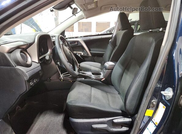 JTMBFREV6HJ707917 2017 TOYOTA RAV4 Blue წინა სალონის ხედი