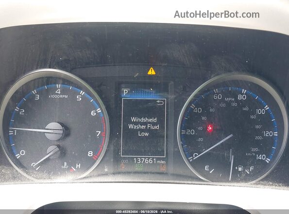 JTMBFREV7JJ198913 2018 TOYOTA RAV4 White უკანა სავარძლების ხედი