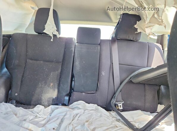 JTMBFREV8HJ706641 2017 TOYOTA RAV4 Blue Rear seats view