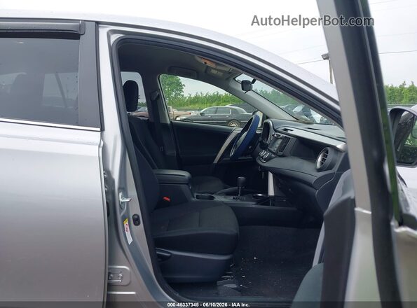 JTMBFREV8JJ259895 2018 TOYOTA RAV4 Silver 