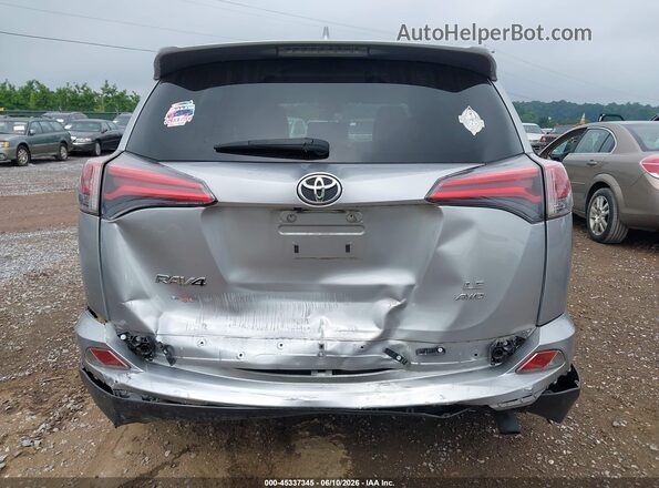 JTMBFREV8JJ259895 2018 TOYOTA RAV4 Silver 
