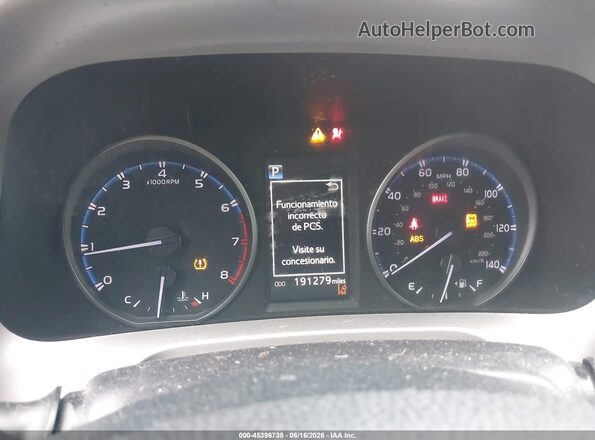 JTMBFREV9JJ734308 2018 TOYOTA RAV4 Gray Вид задніх сидінь
