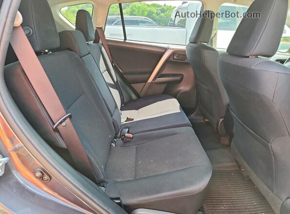 JTMBFREVXGJ076250 2016 TOYOTA RAV4 Gray Vista interior trasera