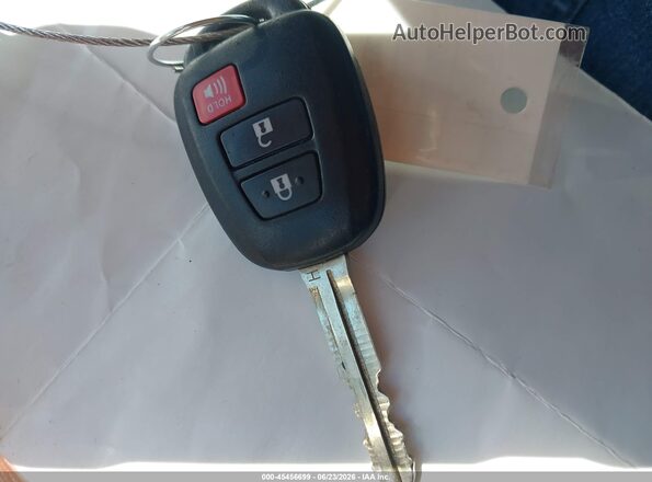 JTMBFREVXGJ102488 2016 TOYOTA RAV4 Серый Вид панели приборов