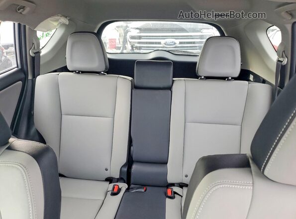 JTMDFREV1JD239463 2018 TOYOTA RAV4 Gray Rear seats view
