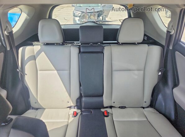 JTMDFREV8GD190335 2016 TOYOTA RAV4 Gray Հետևի նստատեղերի տեսք