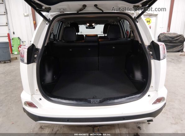JTMDFREVXGJ059652 2016 TOYOTA RAV4 White 