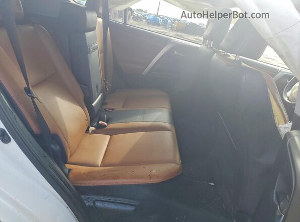 JTMDJREV3HD141902 2017 TOYOTA RAV4 White Widok wnętrza z tyłu