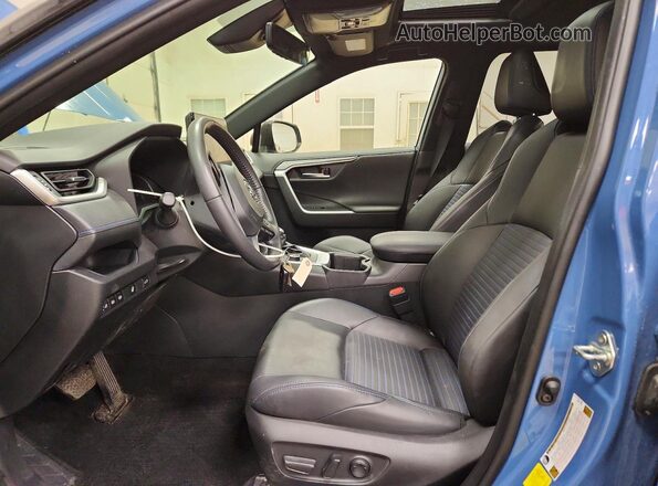 JTME6RFV2PJ040113 2023 TOYOTA RAV4 Blue 