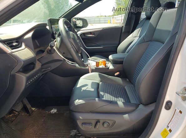 JTME6RFV3RJ055058 2024 TOYOTA RAV4 White Front interior view