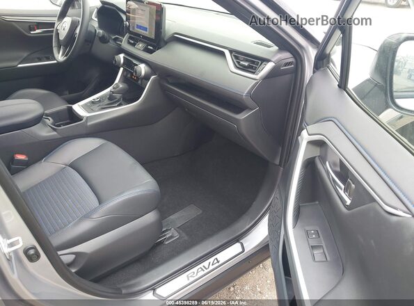 JTME6RFV3SD579217 2025 TOYOTA RAV4 HYBRID Silver Вид салону спереду