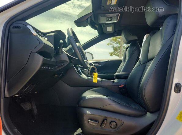 JTME6RFV5PD543875 2023 TOYOTA RAV4 White Vista interior delantera