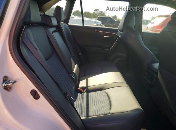 JTME6RFV6RD561210 2024 TOYOTA RAV4 White Widok wnętrza z tyłu