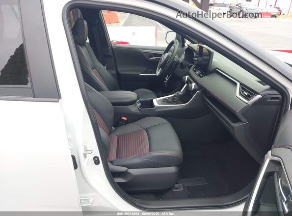 JTMEB3FV7SD253381 2025 TOYOTA RAV4 PLUG-IN HYBRID White Widok wnętrza z przodu