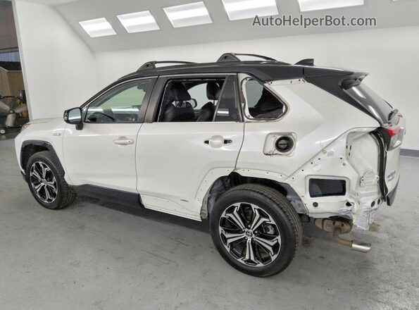 JTMEB3FV8MD007846 2021 TOYOTA RAV4 White 