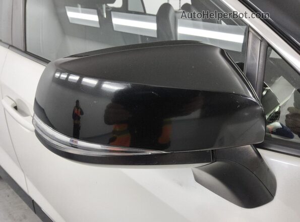 JTMEB3FV8MD007846 2021 TOYOTA RAV4 White 